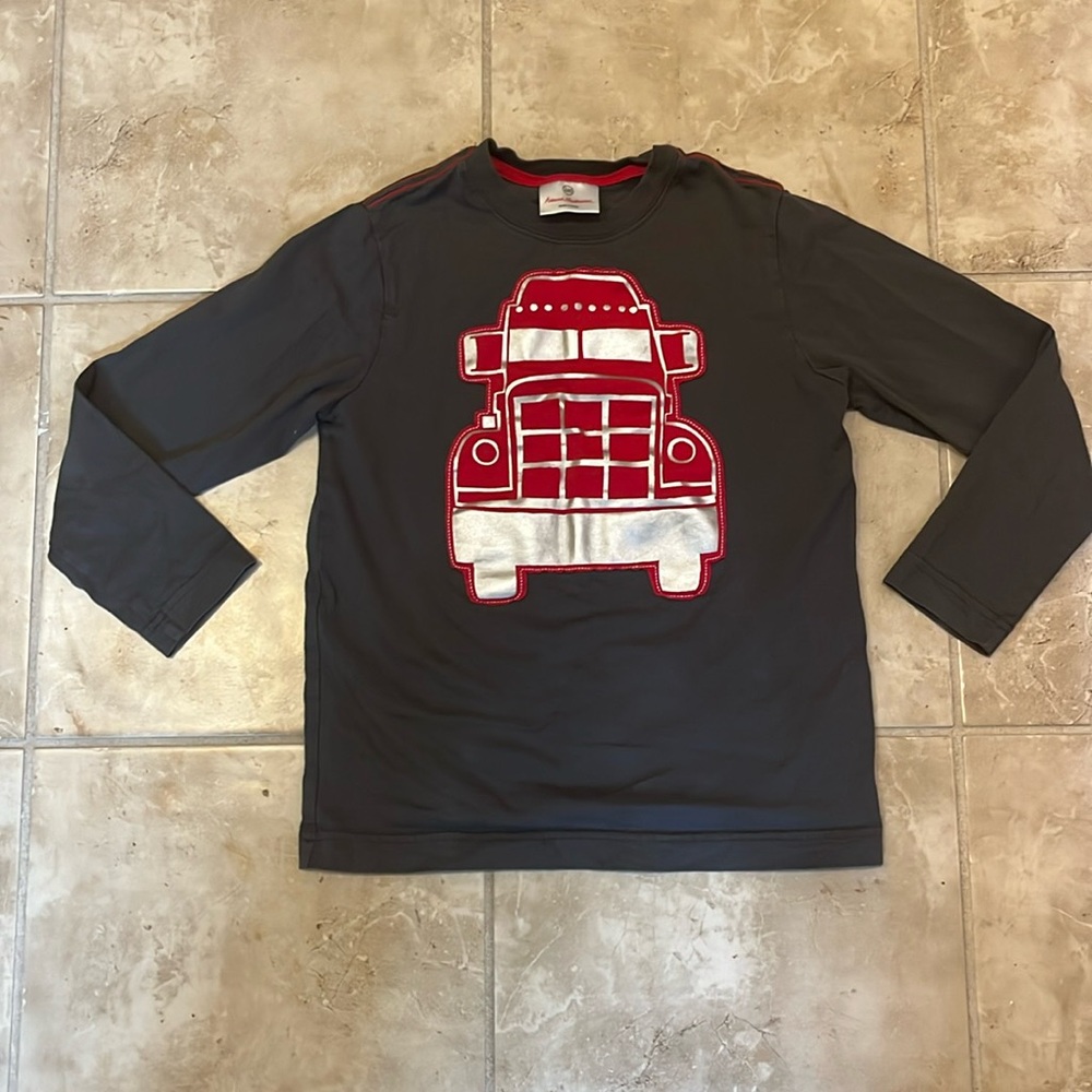 Hanna Andersson boys long sleeve top size 120 or 6-7